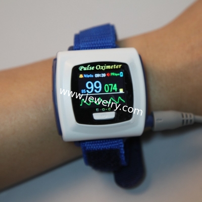 Wrist digital oximeter With measured data overruns limits and low-voltage alarm pulse oximeter AH-50F
