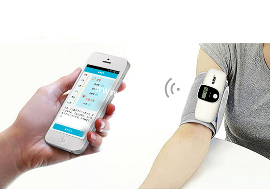 24 Hours Voice Broadcast Diagnostic-tool Handhold Digital Upper Arm Blood Pressure Monitor KTBP-01 Recording Data